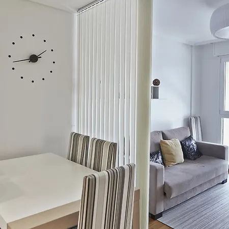 Urumea 1 Apartment *